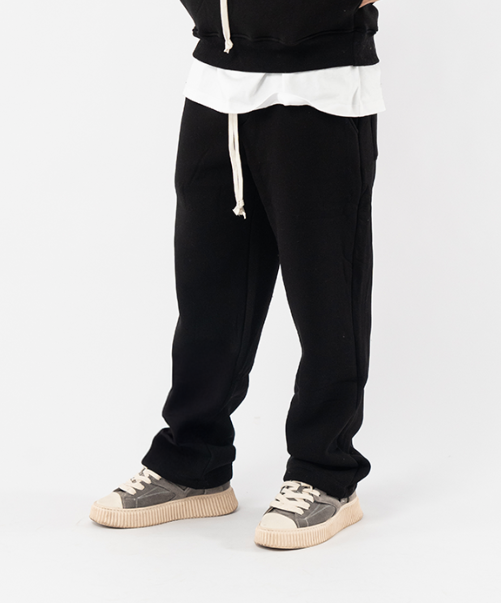 Coordinato di tuta Nero